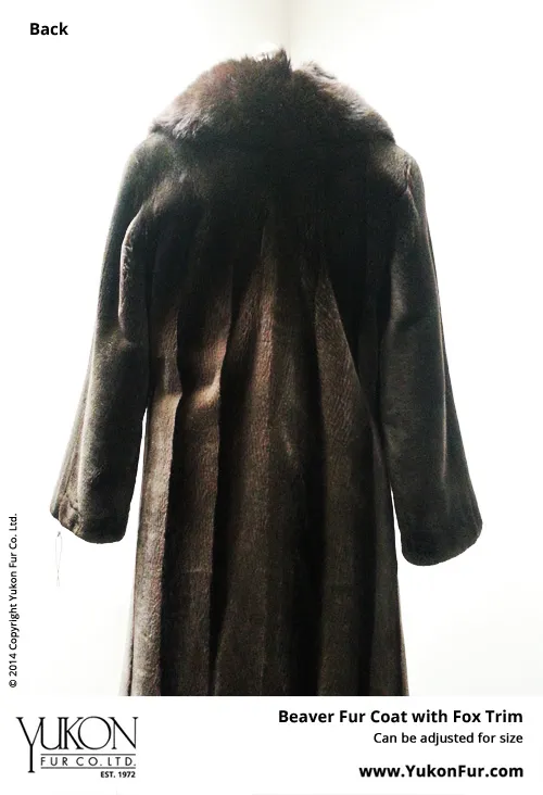 Yukon_Fur_coat_karen_back